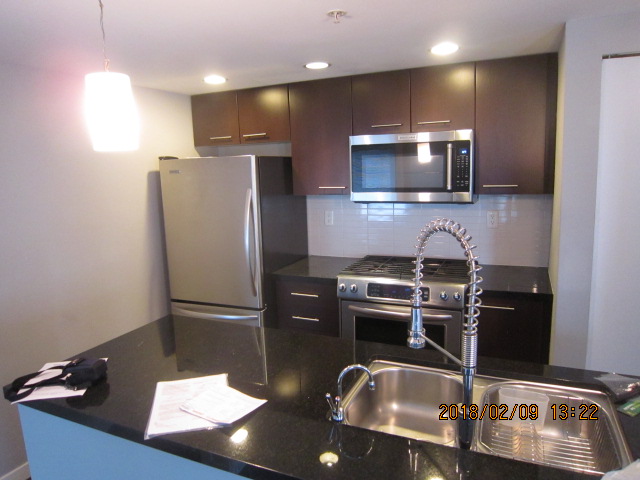 101 1288 Chesterfield Ave North Vancouver Bc V7m 0b1 Vista