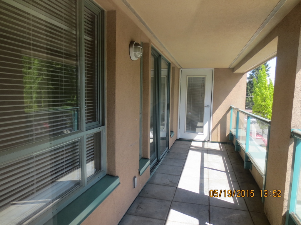 #211-223 Mountain Hwy, North Vancouver, BC, V7J 3V3