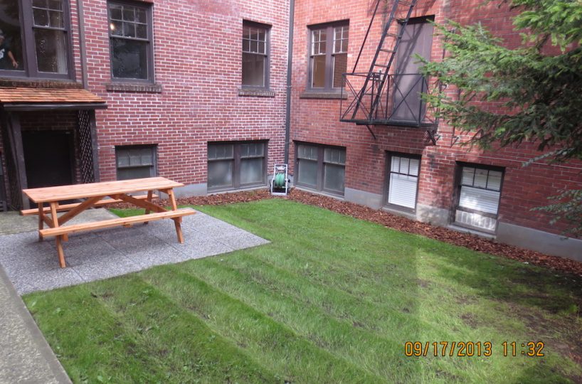 #7-1390 West 14th Ave, Vancouver V6H 1R1