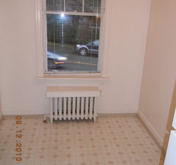 #8–1390 West 14th Ave, Vancouver V6H 1R1