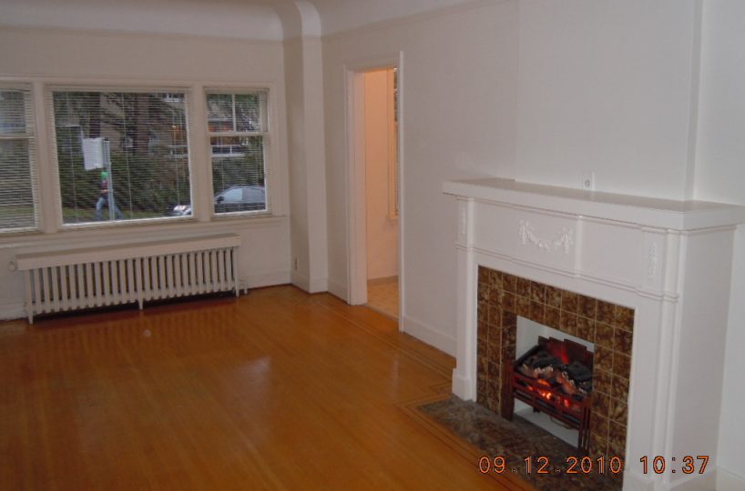 #8–1390 West 14th Ave, Vancouver V6H 1R1