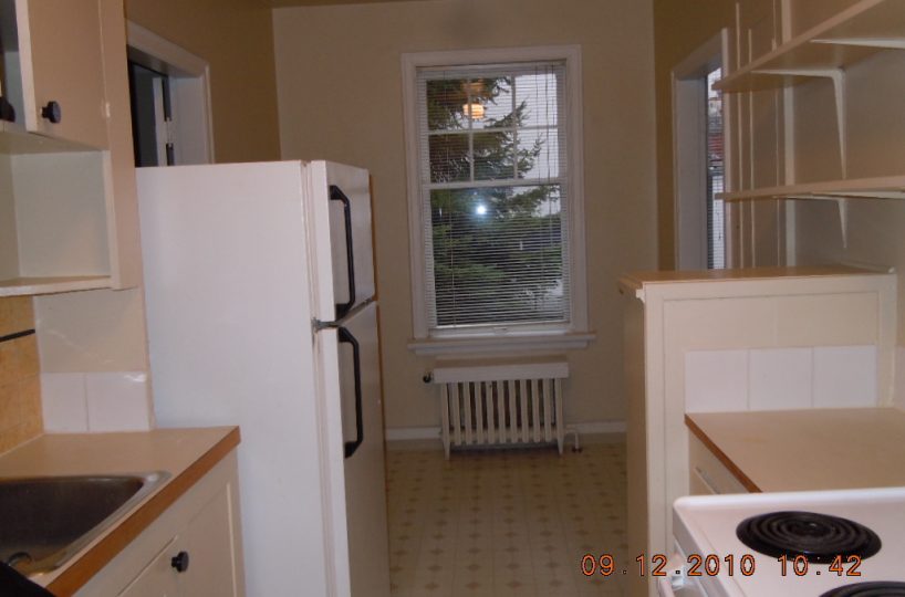 #8–1390 West 14th Ave, Vancouver V6H 1R1