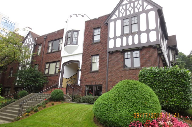#8–1390 West 14th Ave, Vancouver V6H 1R1