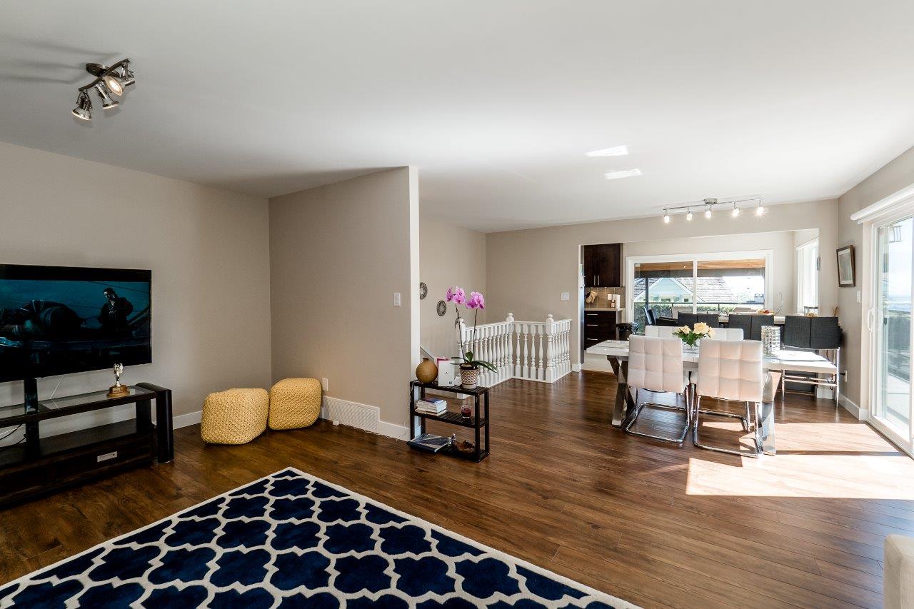 3884 Lonsdale Avenue, North Vancouver