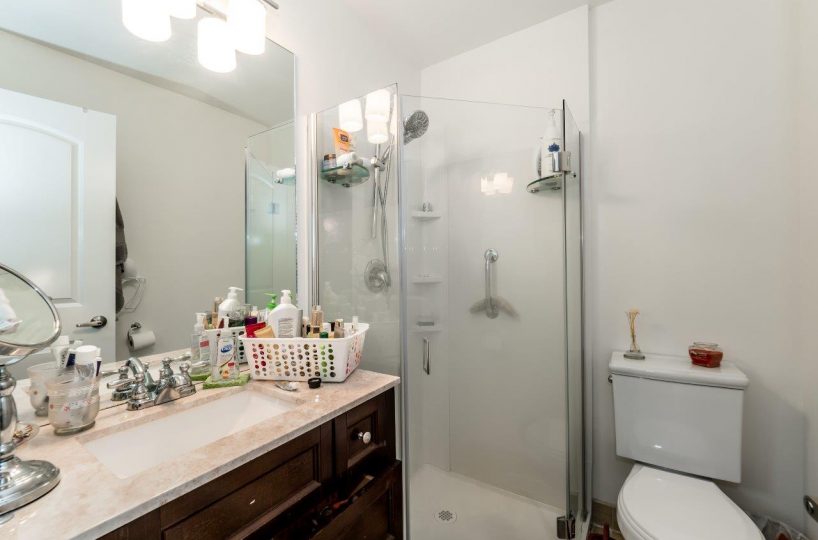 3884 Lonsdale Avenue, North Vancouver