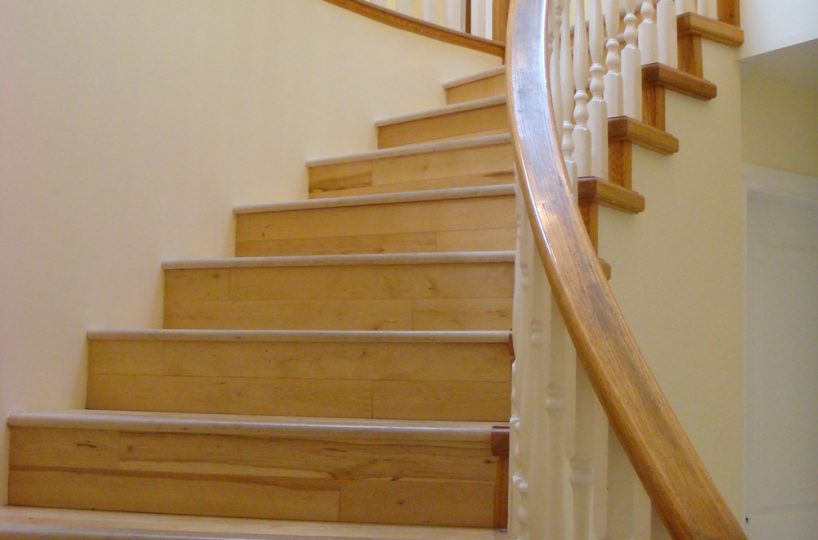 4050 McGill St, Burnaby, V5C 1M5