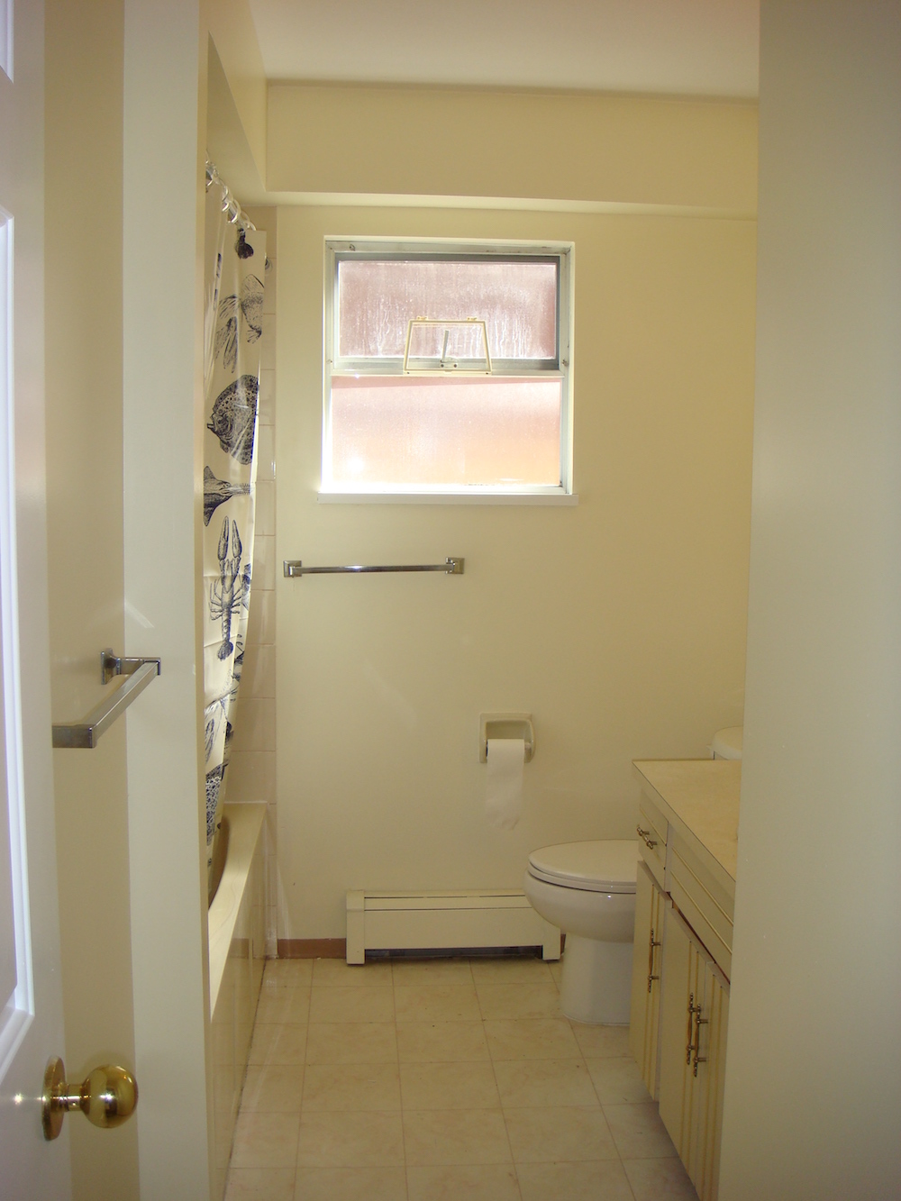 4050 McGill St, Burnaby, V5C 1M5