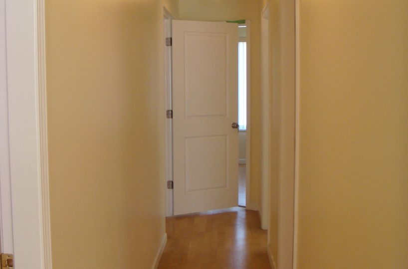 4050 McGill St, Burnaby, V5C 1M5