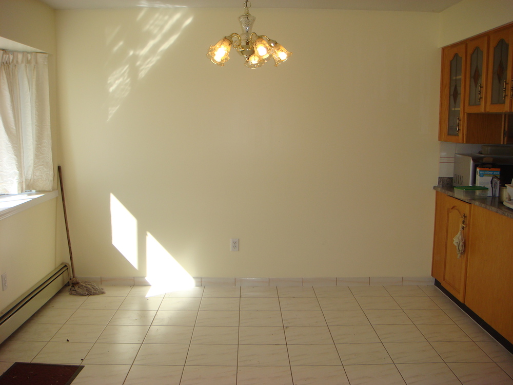 4050 McGill St, Burnaby, V5C 1M5