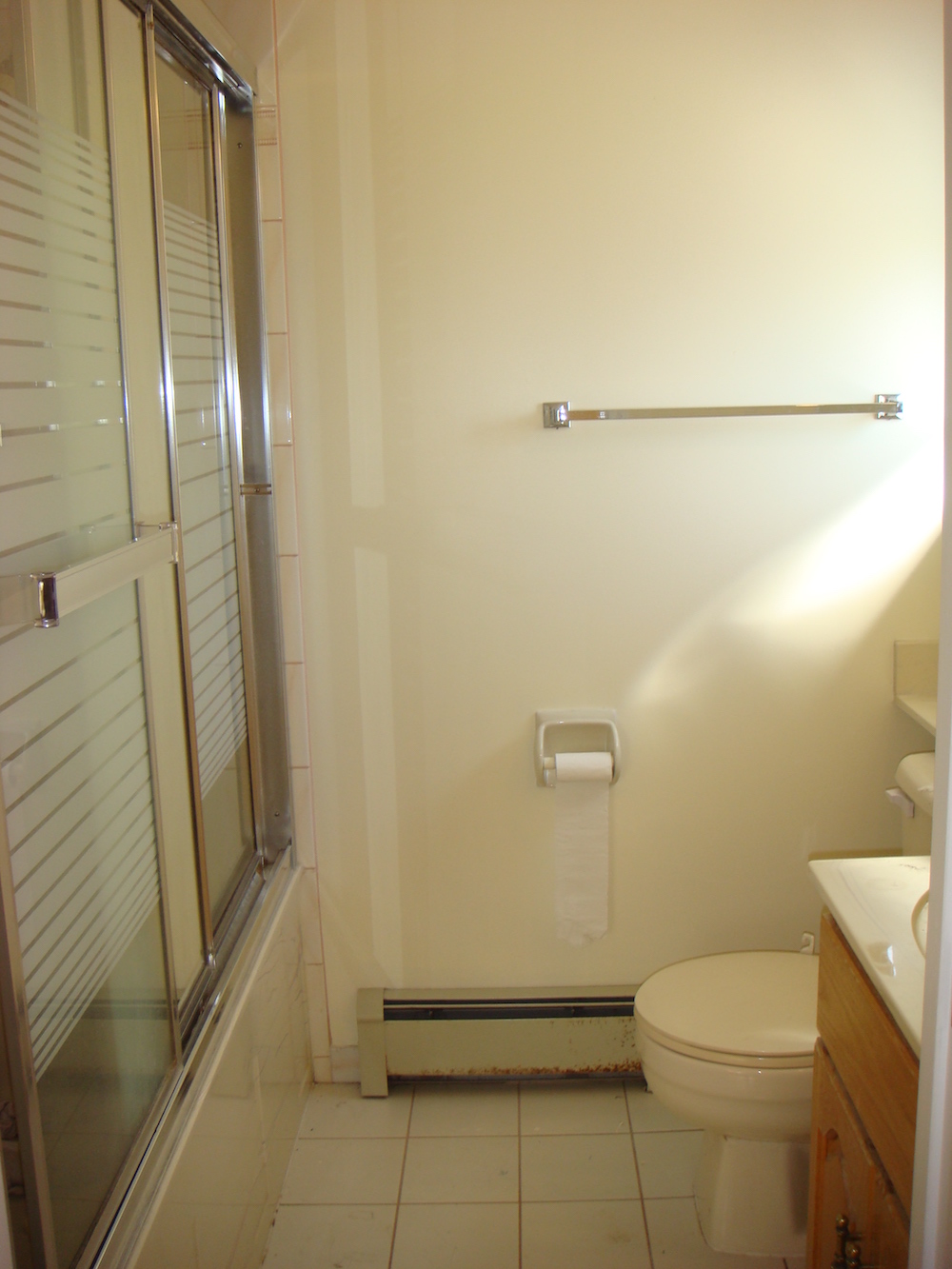 4050 McGill St, Burnaby, V5C 1M5