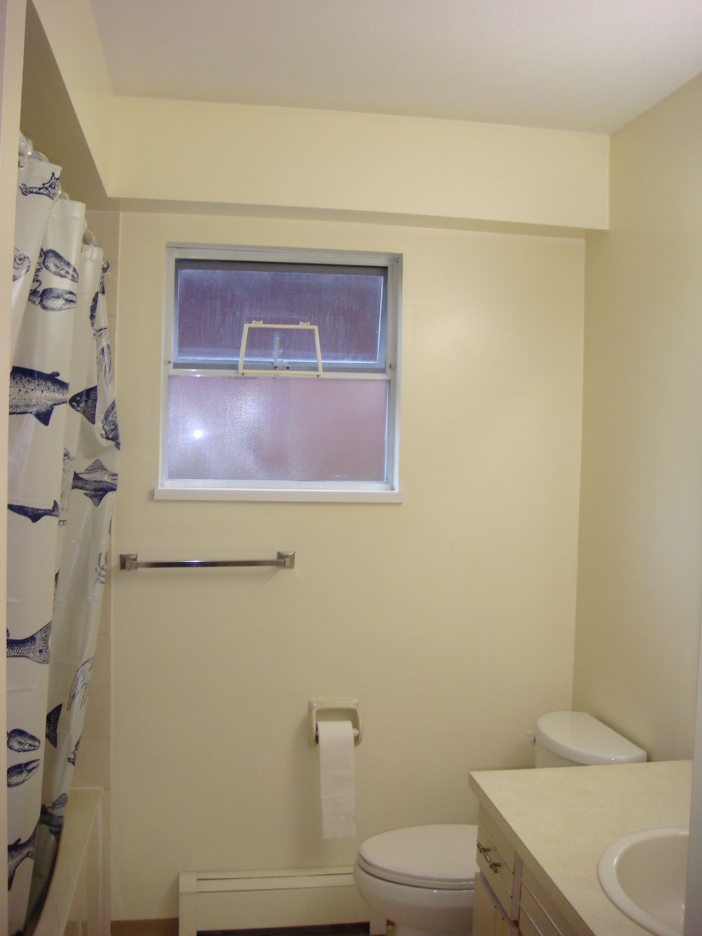 Ground Floor Suite - 4050 McGill St, Burnaby, V5C 1M5