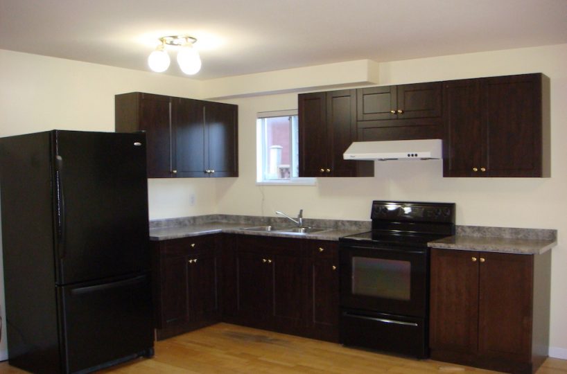 Ground Floor Suite - 4050 McGill St, Burnaby, V5C 1M5