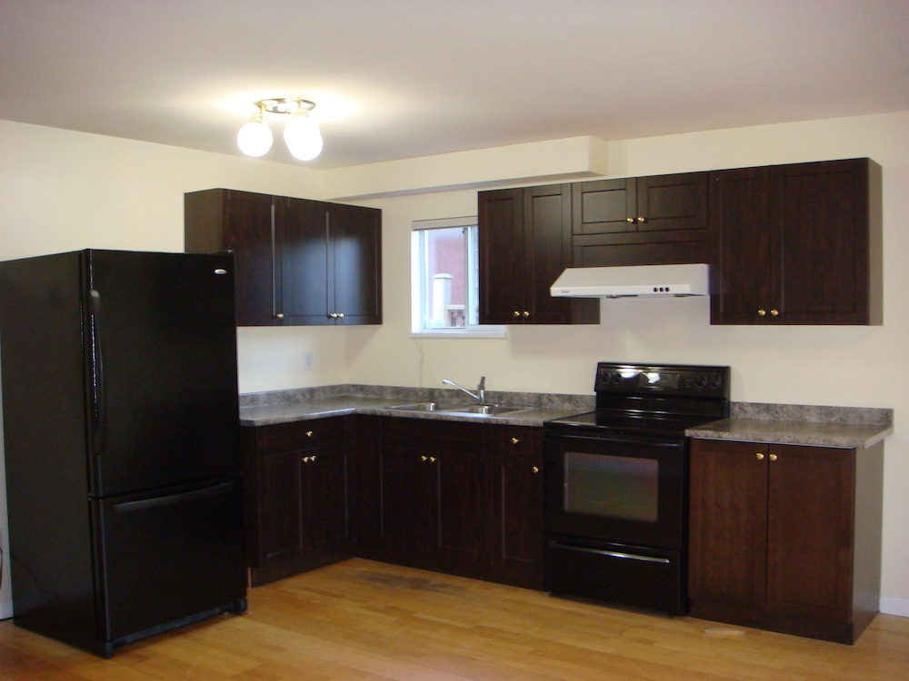 Ground Floor Suite - 4050 McGill St, Burnaby, V5C 1M5