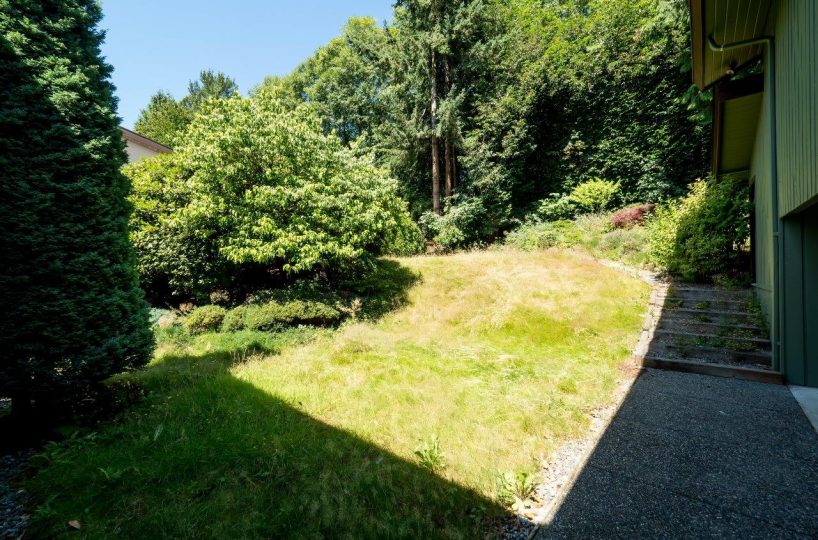 1375 Tyrol Road, West Vancouver V7S 2L5