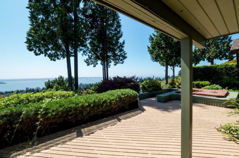 1375 Tyrol Road, West Vancouver V7S 2L5