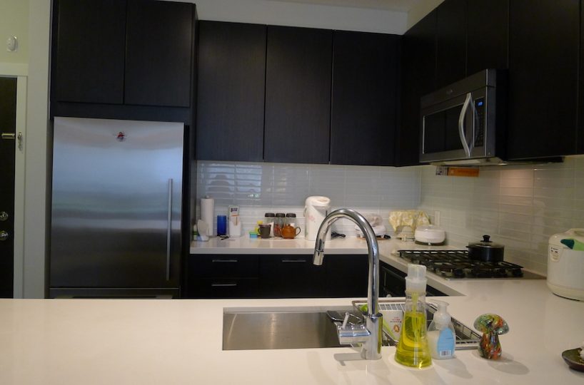 #107-717 Chesterfield Ave, 1 bed 1 bath
