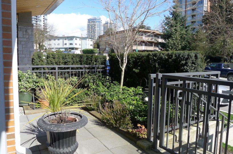 #107-717 Chesterfield Ave, 1 bed 1 bath