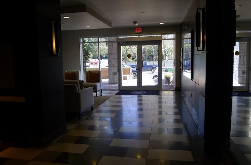 #107-717 Chesterfield Ave, 1 bed 1 bath
