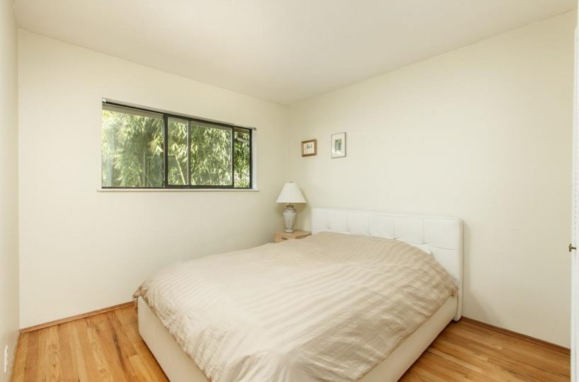 1115 Palmerston Avenue, West Vancouver BC V7S 2J5