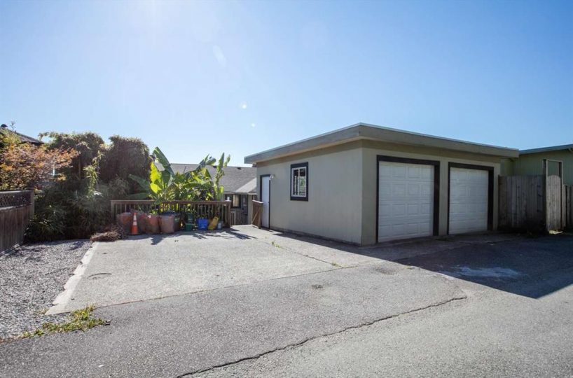 1115 Palmerston Avenue, West Vancouver BC V7S 2J5