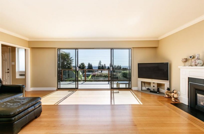 1115 Palmerston Avenue, West Vancouver BC V7S 2J5