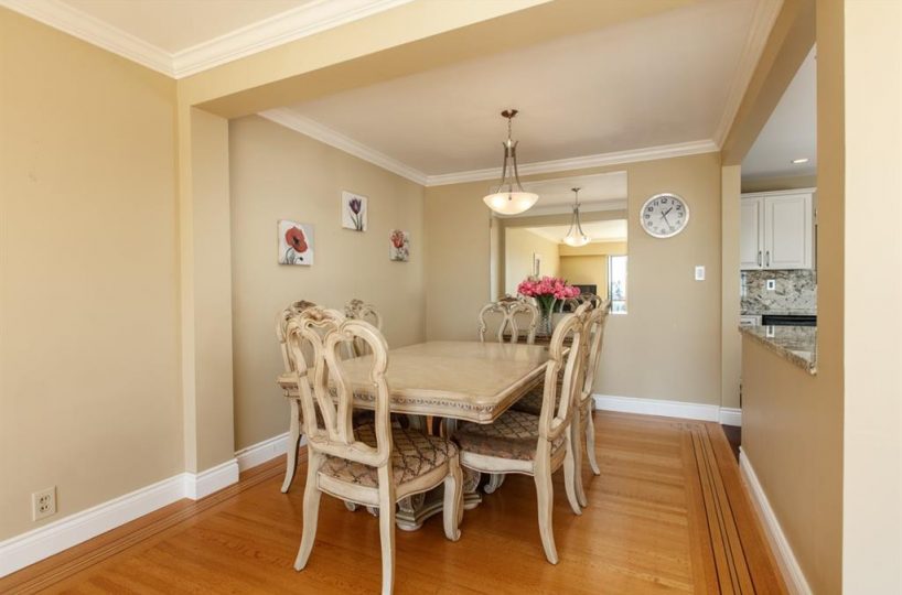 1115 Palmerston Avenue, West Vancouver BC V7S 2J5