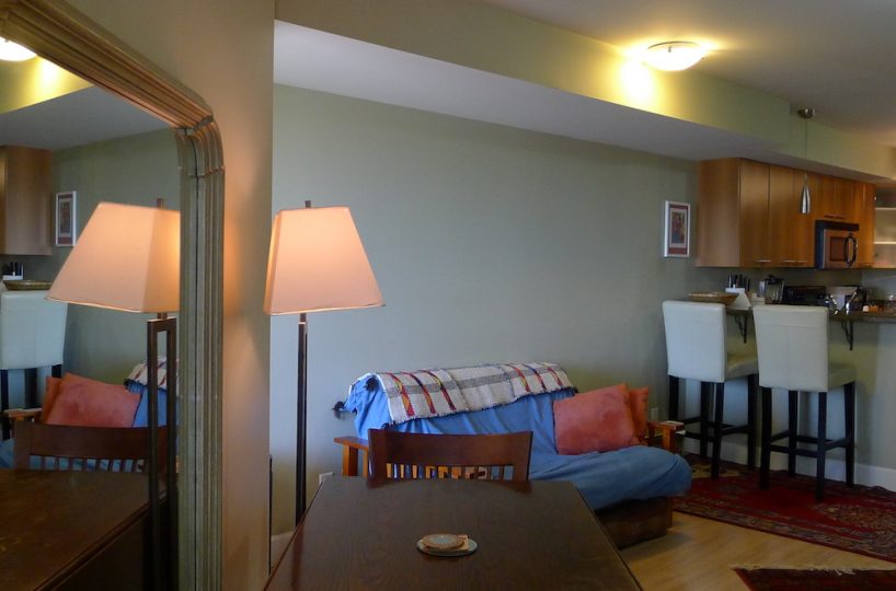#303 – 1718 Venables Street, Vancouver, BC  V5L 2H4