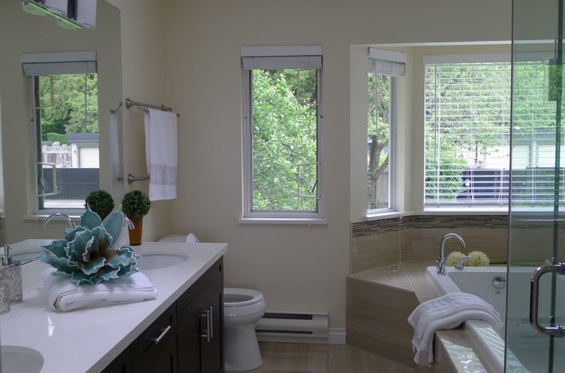 1425 Haywood Avenue, West Vancouver V7T 1V5