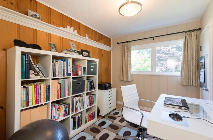 4553 Marineview Crescent, North Vancouver V7R 3P3