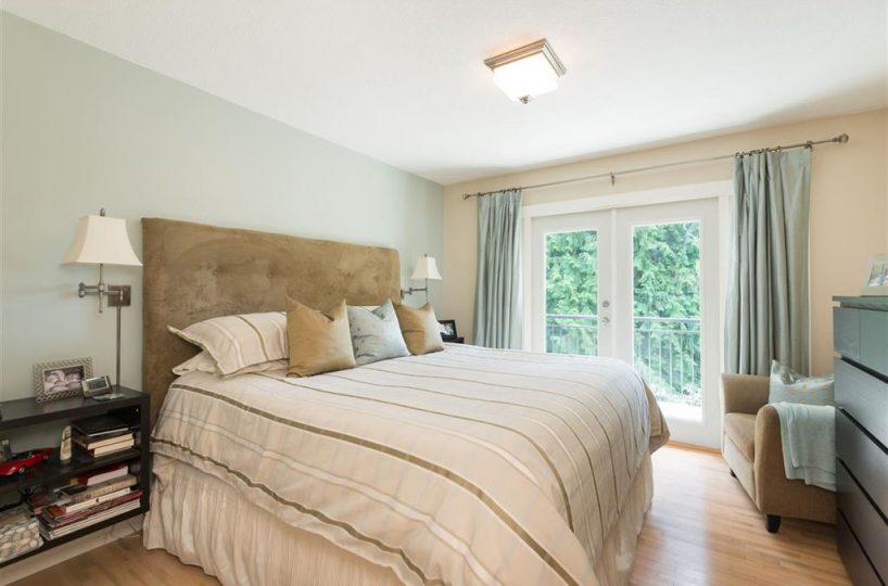 4553 Marineview Crescent, North Vancouver V7R 3P3