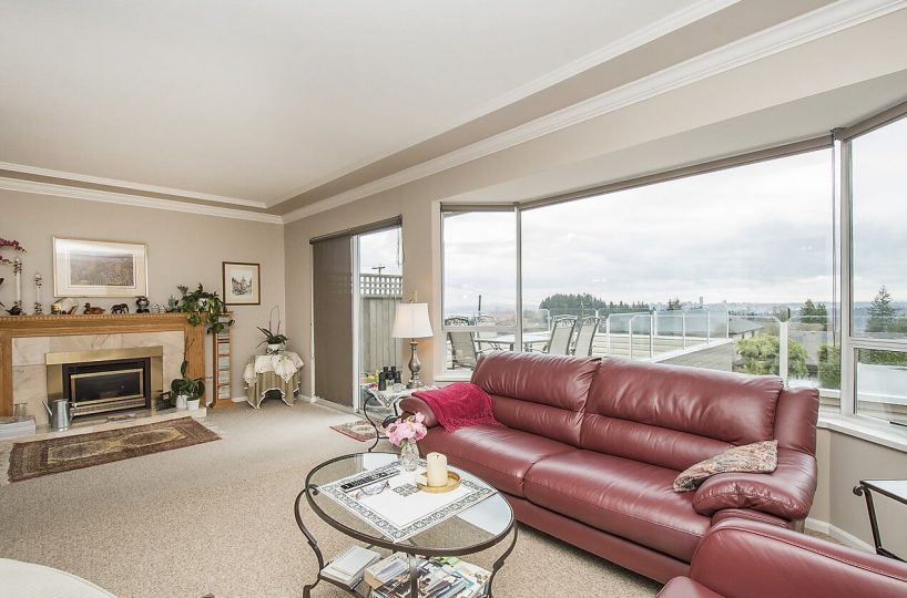 1120 Queens Avenue, West Vancouver V7S 2K2