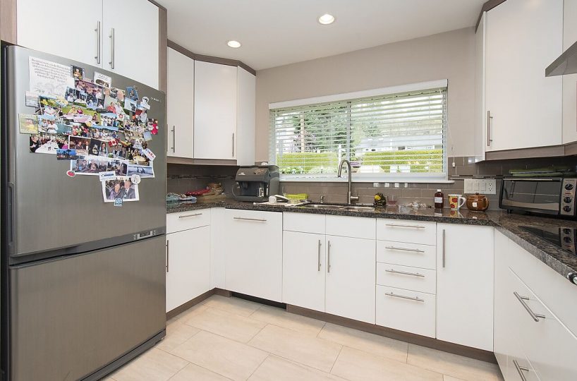 1120 Queens Avenue, West Vancouver V7S 2K2