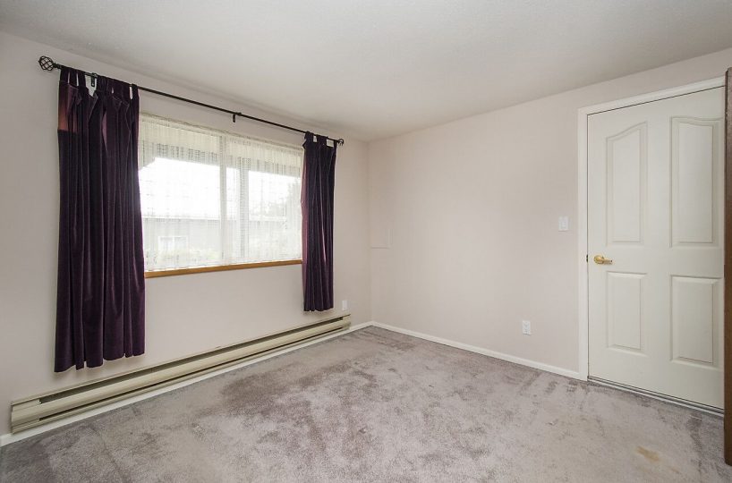 1120 Queens Avenue, West Vancouver V7S 2K2