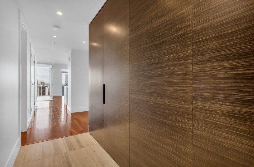 #3201 – 667 Howe Street, Vancouver, BC V6C 0B5