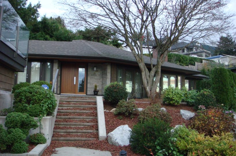 4107 Burkehill Road, West Vancouver V7V 3L9
