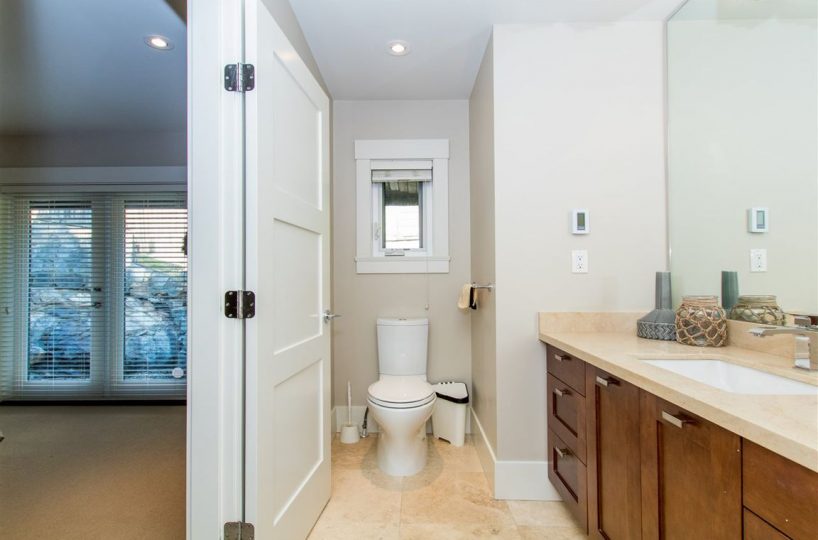 4107 Burkehill Road, West Vancouver V7V 3L9