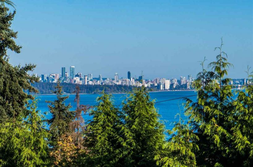 4107 Burkehill Road, West Vancouver V7V 3L9