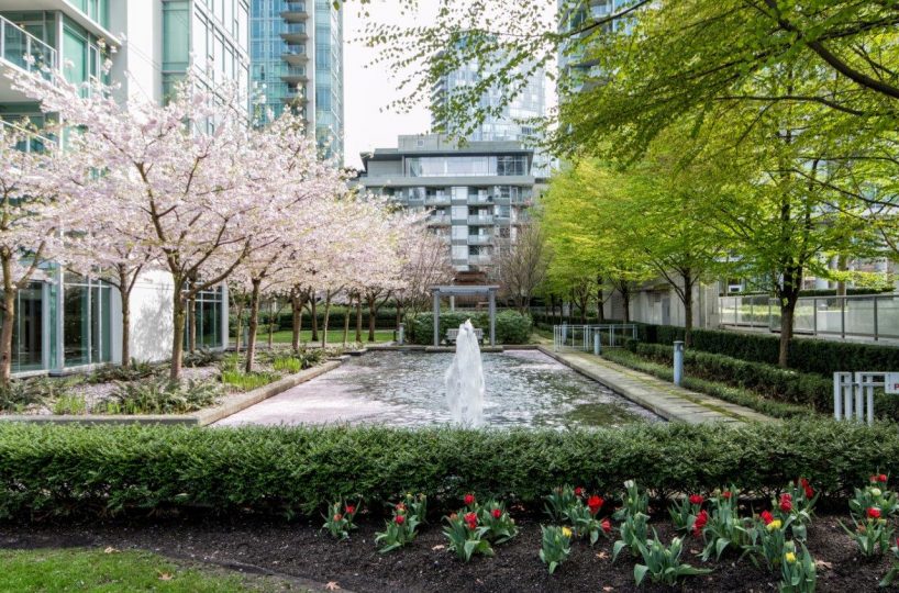 #1504 – 1680 Bayshore Drive, Vancouver V6G 3H6