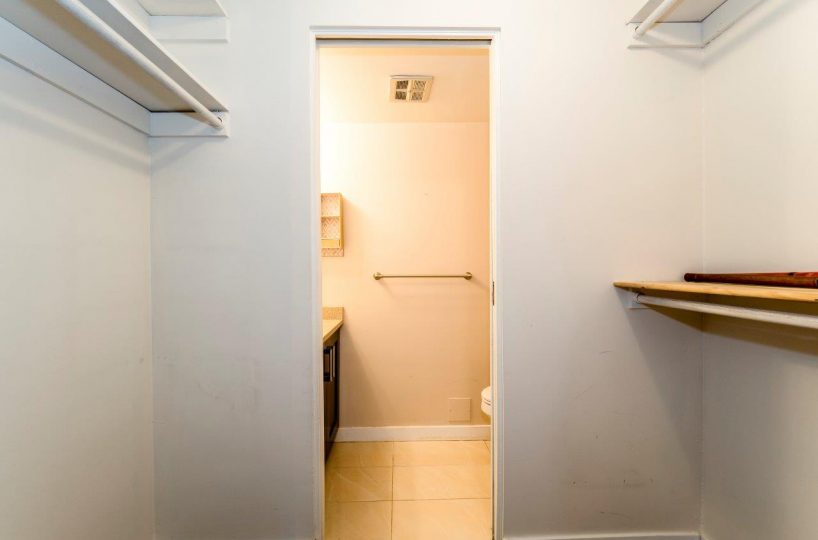 #506 - 2024 Fullerton Ave, North Vancouver, V7P 3G4