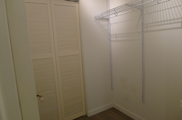 #206 – 9620 Manchester Drive, Burnaby V3N 4R2