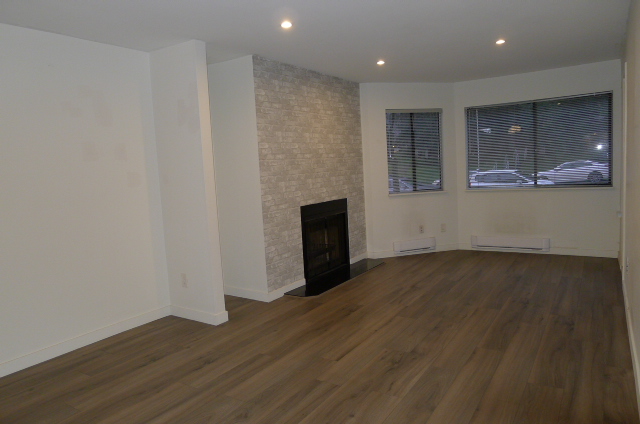 #206 – 9620 Manchester Drive, Burnaby V3N 4R2