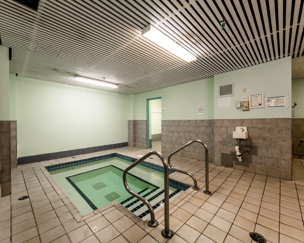 #401 - 2012 Fullerton Avenue, North Vancouver, BC V7P 3E3