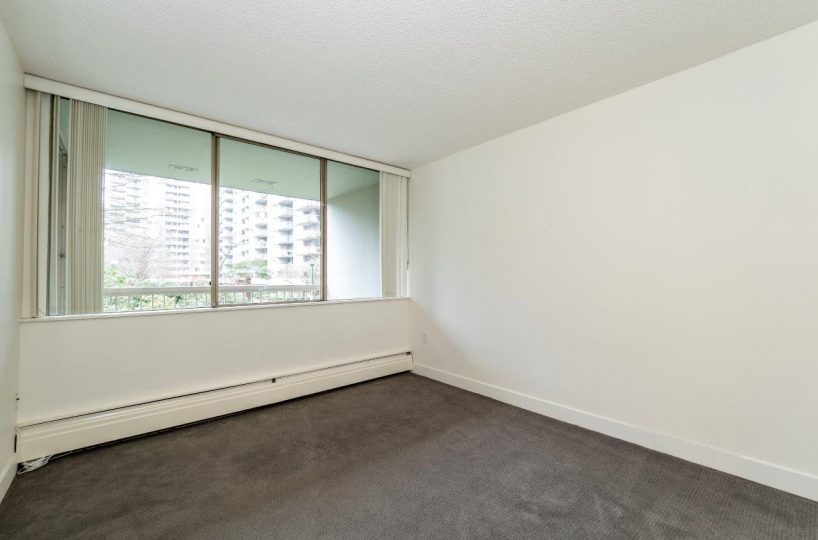 #209 - 2008 Fullerton Avenue, North Vancouver, BC V7P 3G7