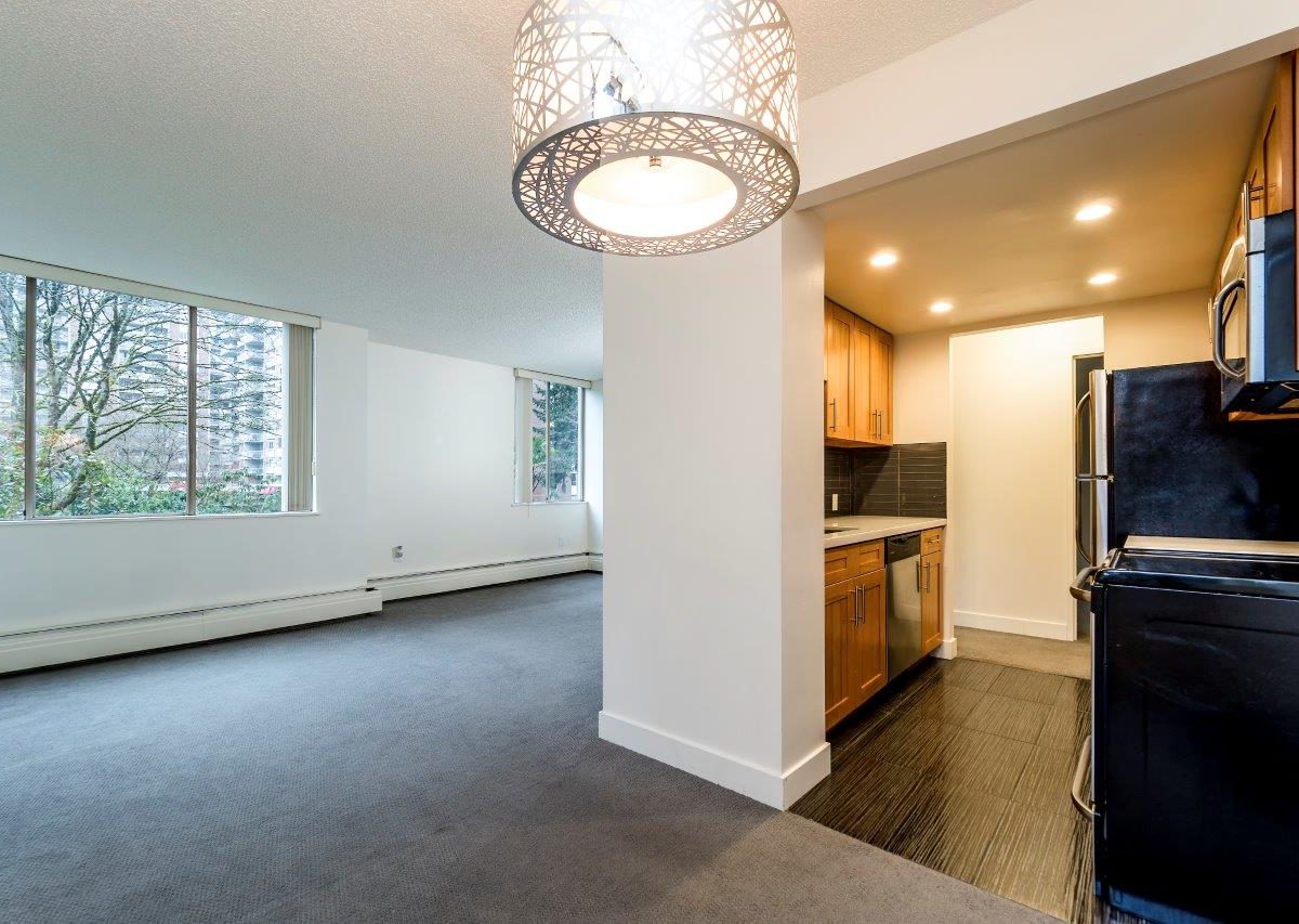 #209 - 2008 Fullerton Avenue, North Vancouver, BC V7P 3G7