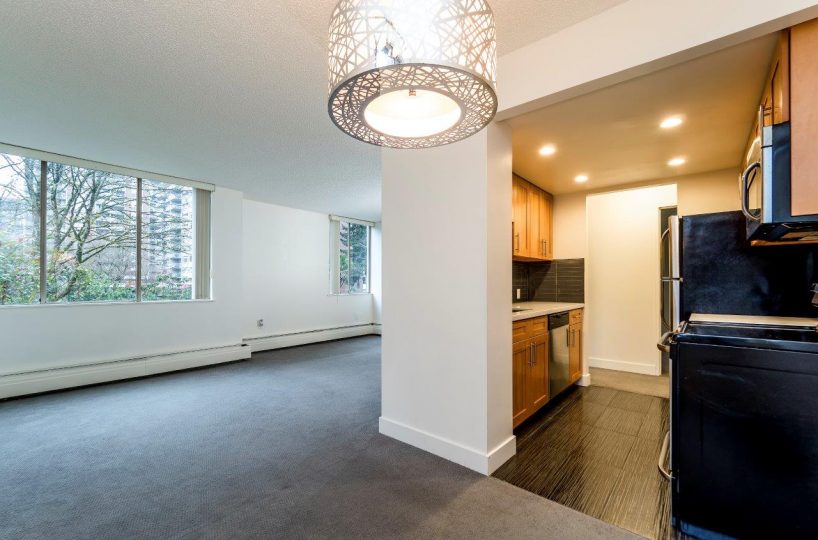 #209 - 2008 Fullerton Avenue, North Vancouver, BC V7P 3G7