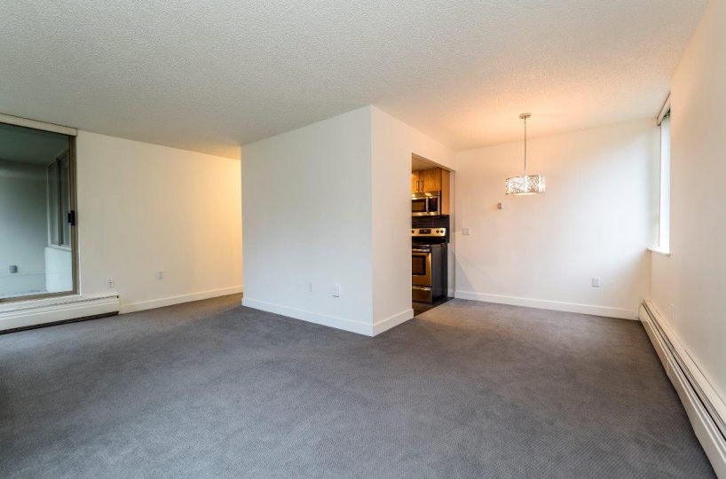 #209 - 2008 Fullerton Avenue, North Vancouver, BC V7P 3G7