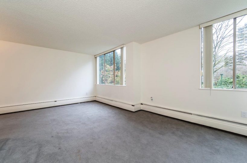 #209 - 2008 Fullerton Avenue, North Vancouver, BC V7P 3G7