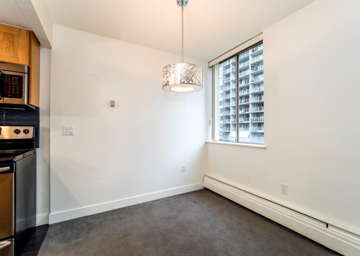 #209 - 2008 Fullerton Avenue, North Vancouver, BC V7P 3G7