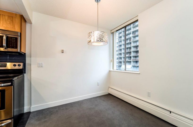 #209 - 2008 Fullerton Avenue, North Vancouver, BC V7P 3G7