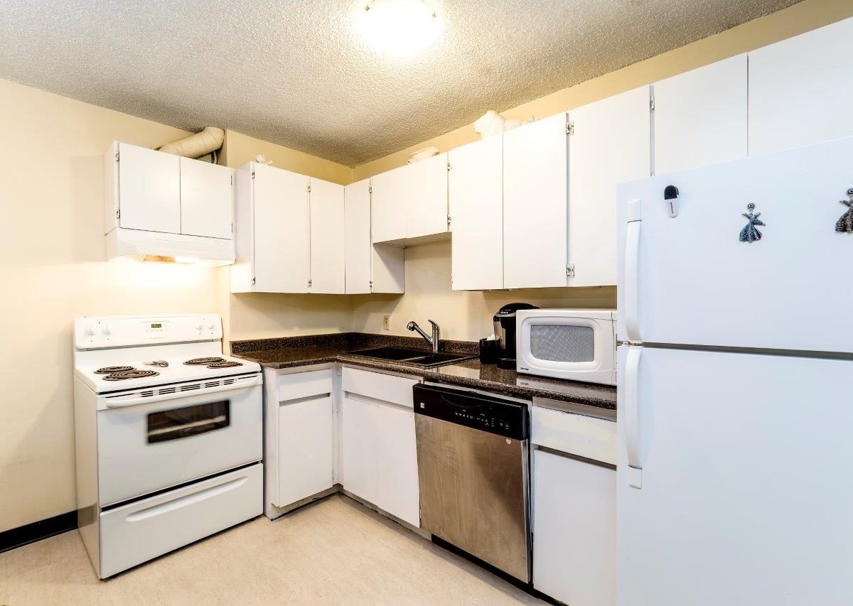 #401 - 2012 Fullerton Avenue, North Vancouver, BC V7P 3E3